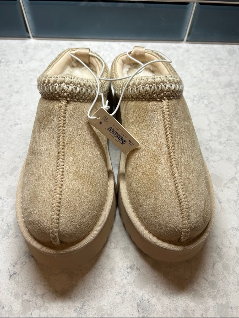 Brand new Altar’d State cloud platform slippers Light Natural Sz 9 Retail 69.95 - Picture 5 of 5